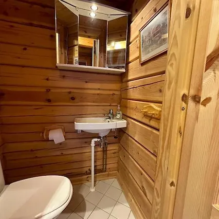 With Hot Tub And Panoramic Mountain Views