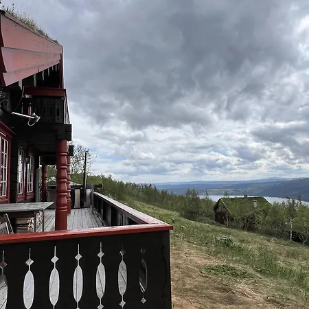 Holiday home With Hot Tub And Panoramic Mountain Views Beitostolen