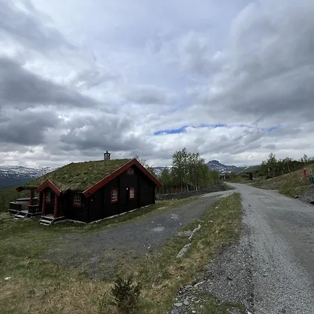 Feriehus With Hot Tub And Panoramic Mountain Views